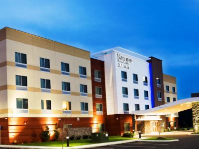 Fairfield Inn & Suites By Marriott Dickson Exterior photo